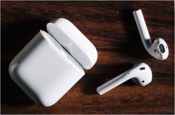 Słuchawki bezprzewodowe Apple AirPods